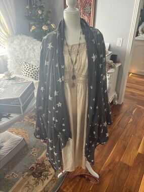 Magnolia Pearl Black Star-Print Draped Jacket